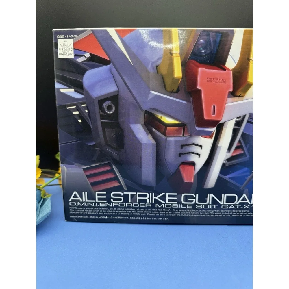 Bandai‎ RG 1/144 Aile Strike Gundam GAT-X105 Model Kit Complete Gundam SEED